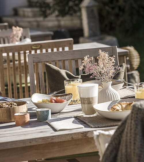 gedeckter Frühstückstisch Bachmanngut am Wolfgangsee