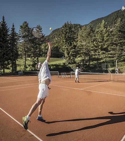 Game of tennis in the Sport Hotel Bachmanngut at Wolfgangsee